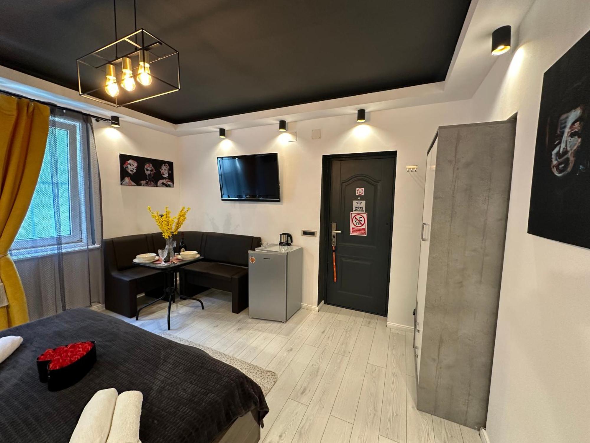 The Fame - Modern Studio In Top Location & Parking Craiova Exteriér fotografie