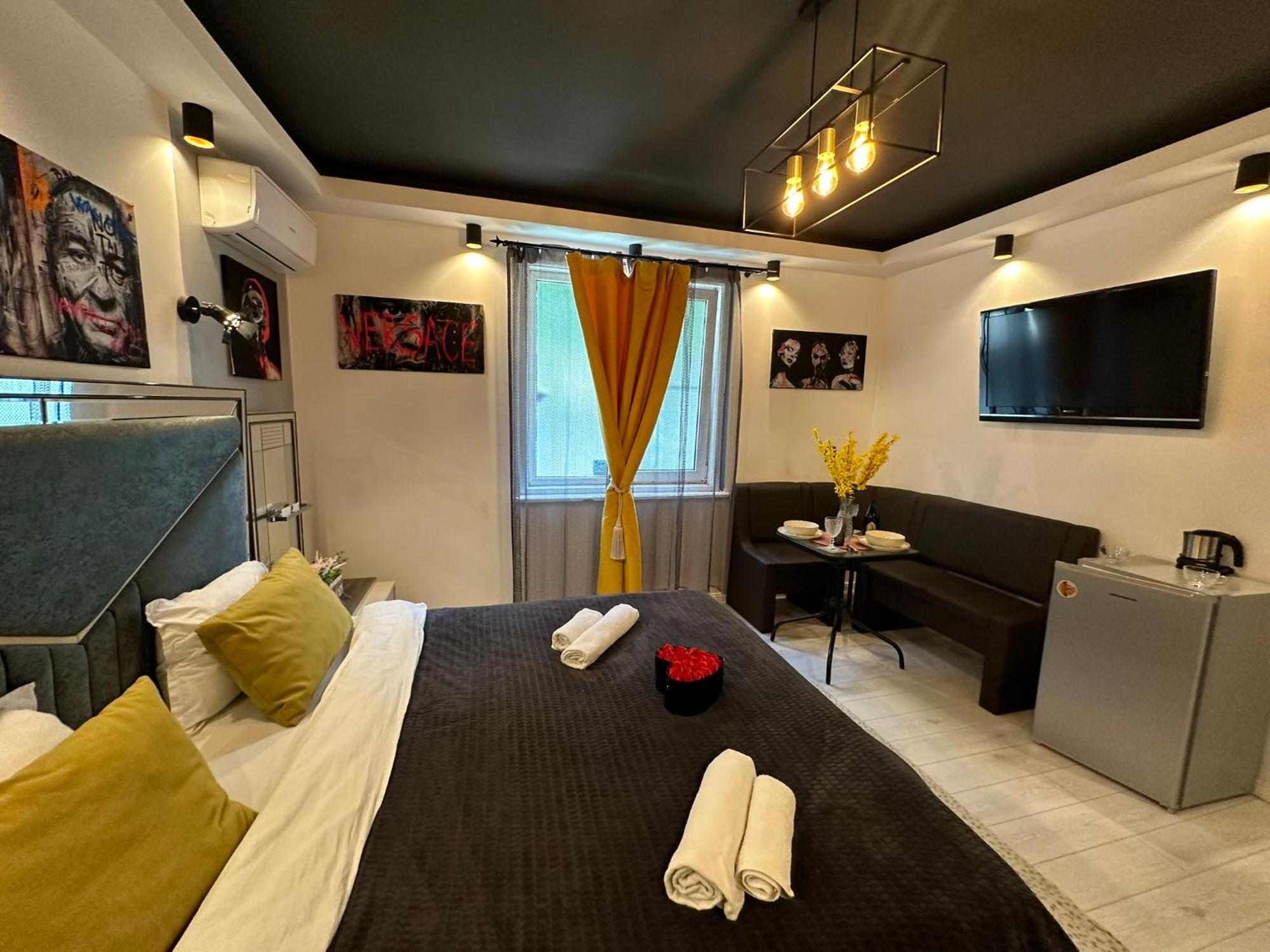 The Fame - Modern Studio In Top Location & Parking Craiova Exteriér fotografie